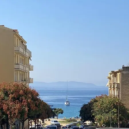 Neuf Et Lumineux - Centre - Place Miot/albert 1er شقة *