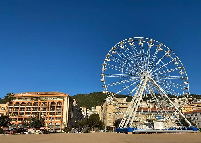 Neuf Et Lumineux - Centre - Place Miot/albert 1er Ajaccio (Corsica)